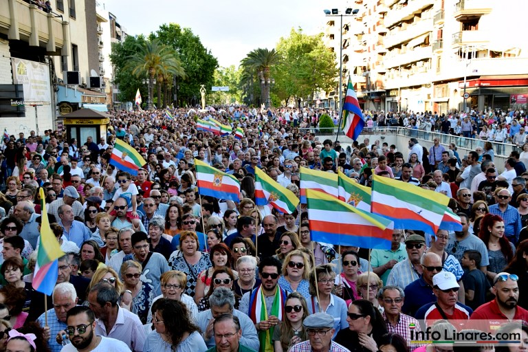 Todos a una por Linares